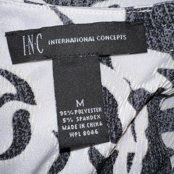 INC Cold Shoulder Black white mid sleeve textured floral print blouse Medium - Picture 7 of 10